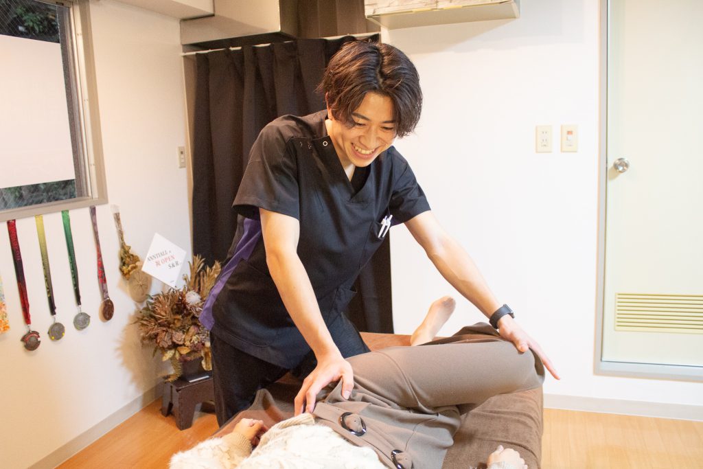 整体サロン アンティオールの施術